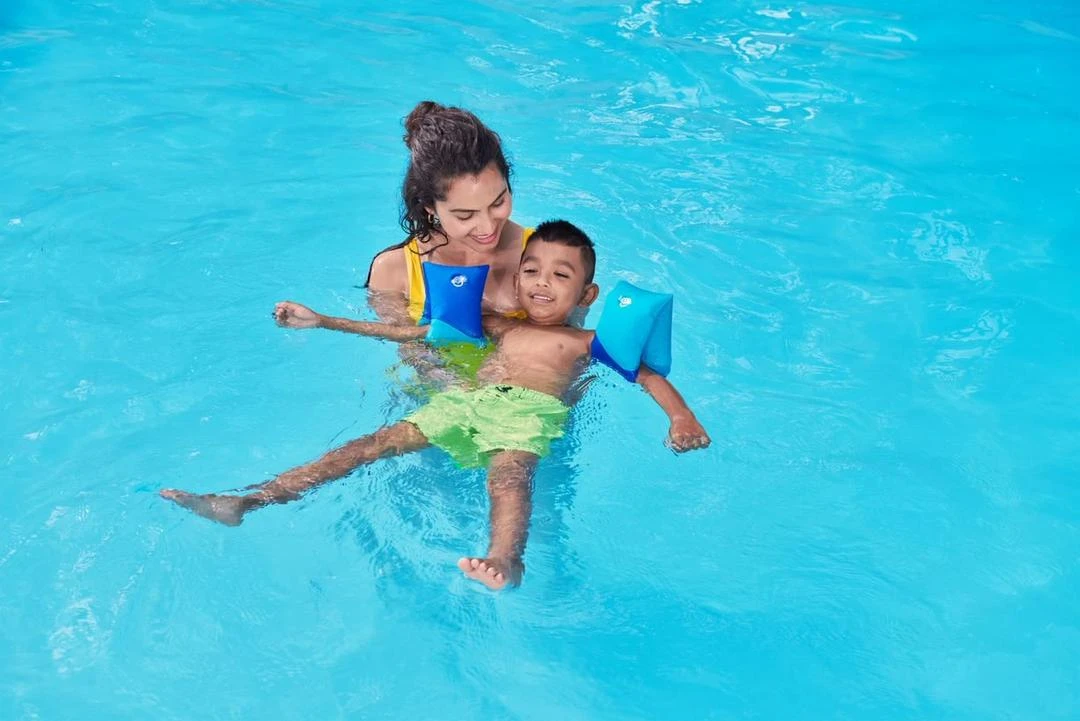 SwimWays - Soft Swimmies - Blue Shark Arm Float 3 SwimWays - Soft Swimmies - Blue Shark Arm Float - Image 3